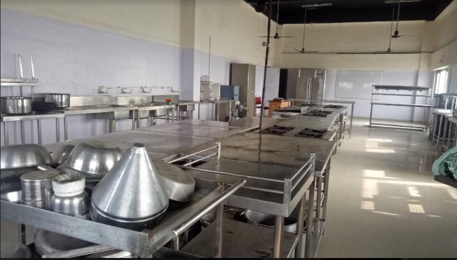 Heritage Institute of Hotel and Tourism Agra Lab Photographs photo 8